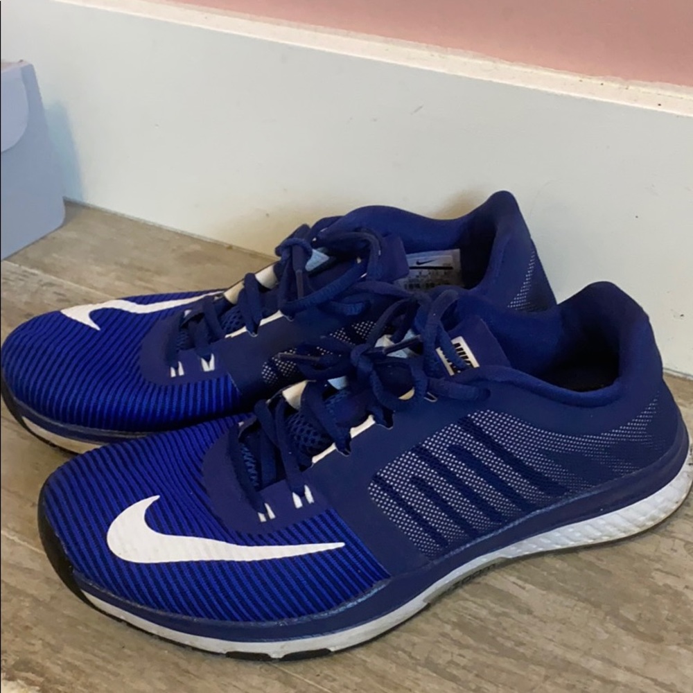 nike running shoes